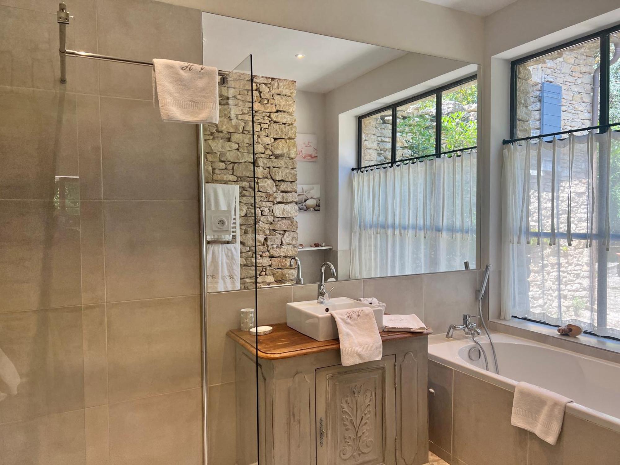 Villa Hautvallon - Peaceful Escape In Provence Gordes Room photo